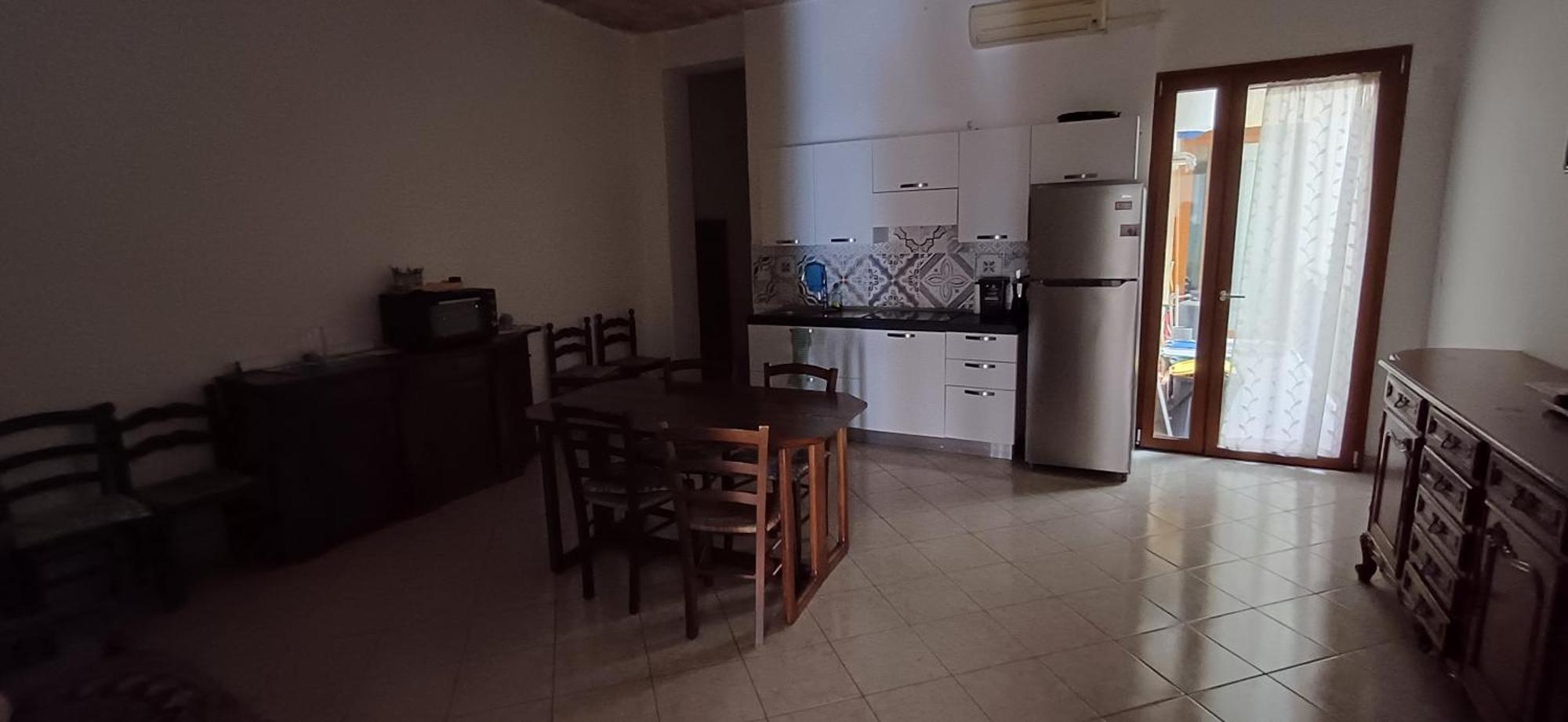 Super Central Rooms Con Uso Cucina كالياري المظهر الخارجي الصورة